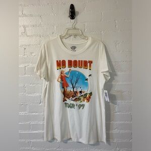 NWT NO Doubt Torrid Tee Size 14/16